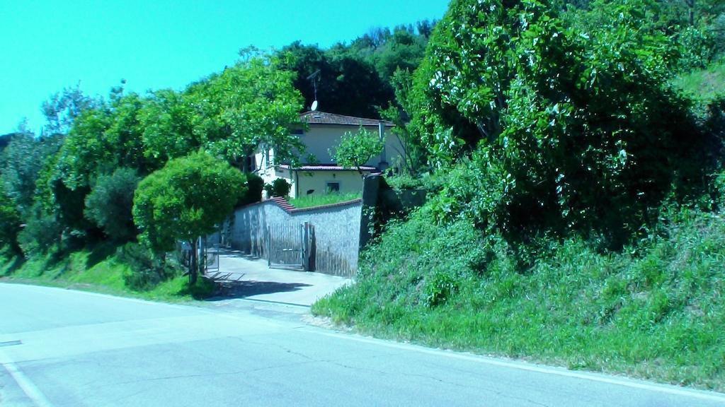 Podere Di Valli Santa Maria a Monte Bagian luar foto