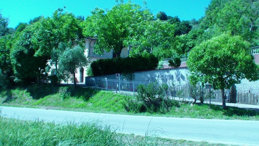 Podere Di Valli Santa Maria a Monte Bagian luar foto
